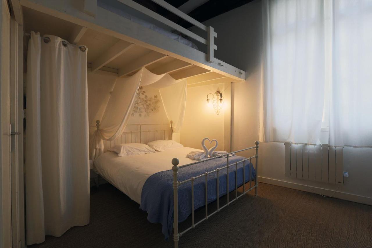 Apartamento Charme D'Ancien Au Coeur De Vieux-Tours Exterior foto